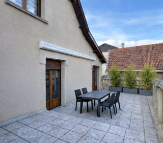  Maison � vendre 10 pi�ces 215 m�