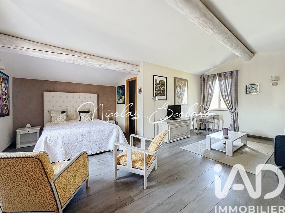 � vendre  Maison Cheval-Blanc (84460)