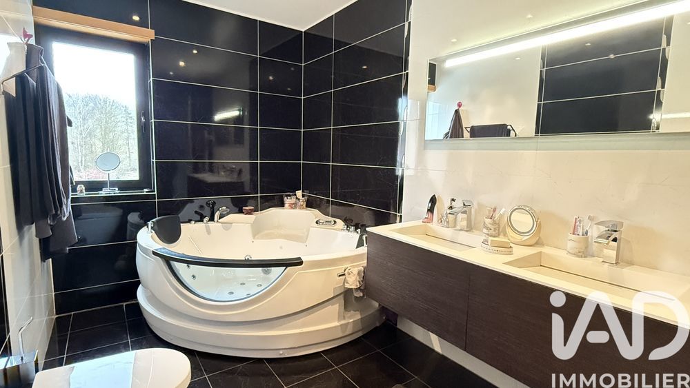 � vendre  Villa Ch�tillon-sur-Marne (51700)