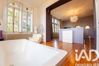  Propri�t�/ch�teau � vendre 15 + pi�ces 890 m�