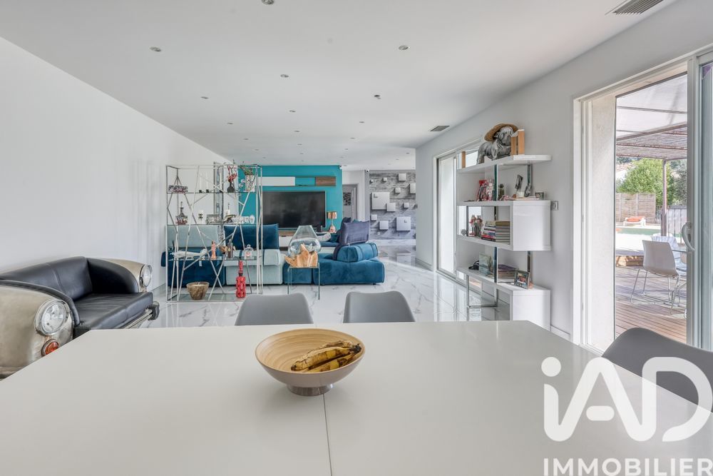 � vendre  Maison La Cadi�re-d'Azur (83740)