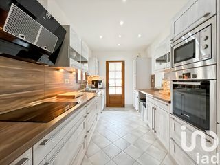  Maison � vendre 7 pi�ces 216 m�