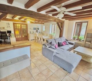  Maison � vendre 8 pi�ces 213 m�