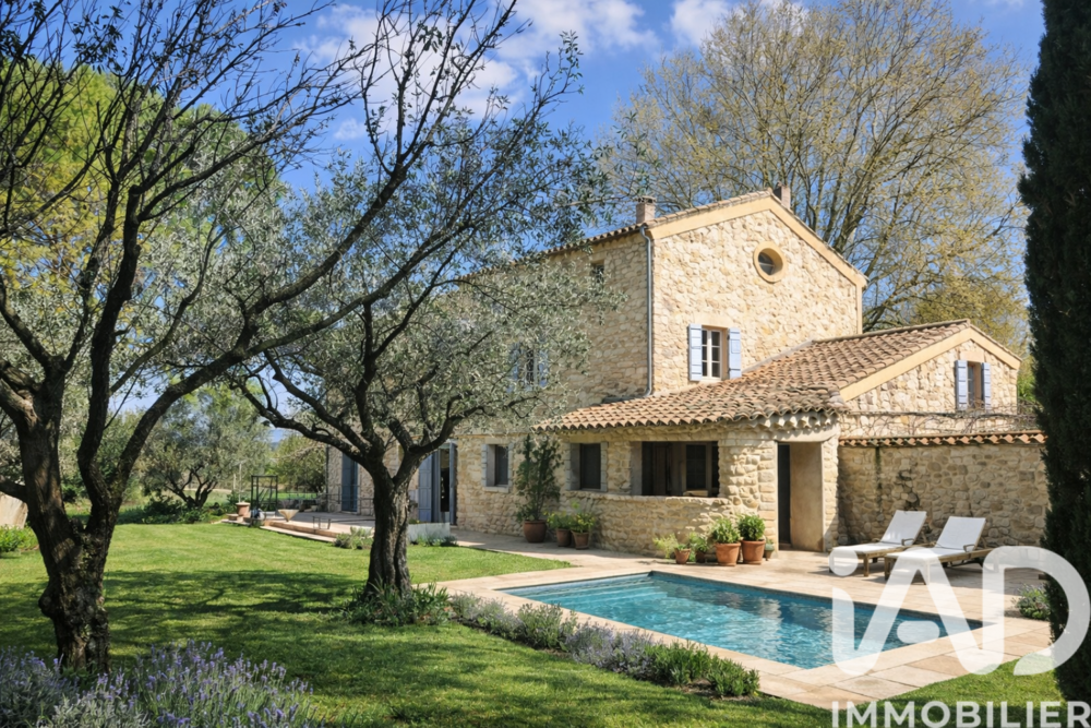 � vendre  Maison Pernes-les-Fontaines (84210)