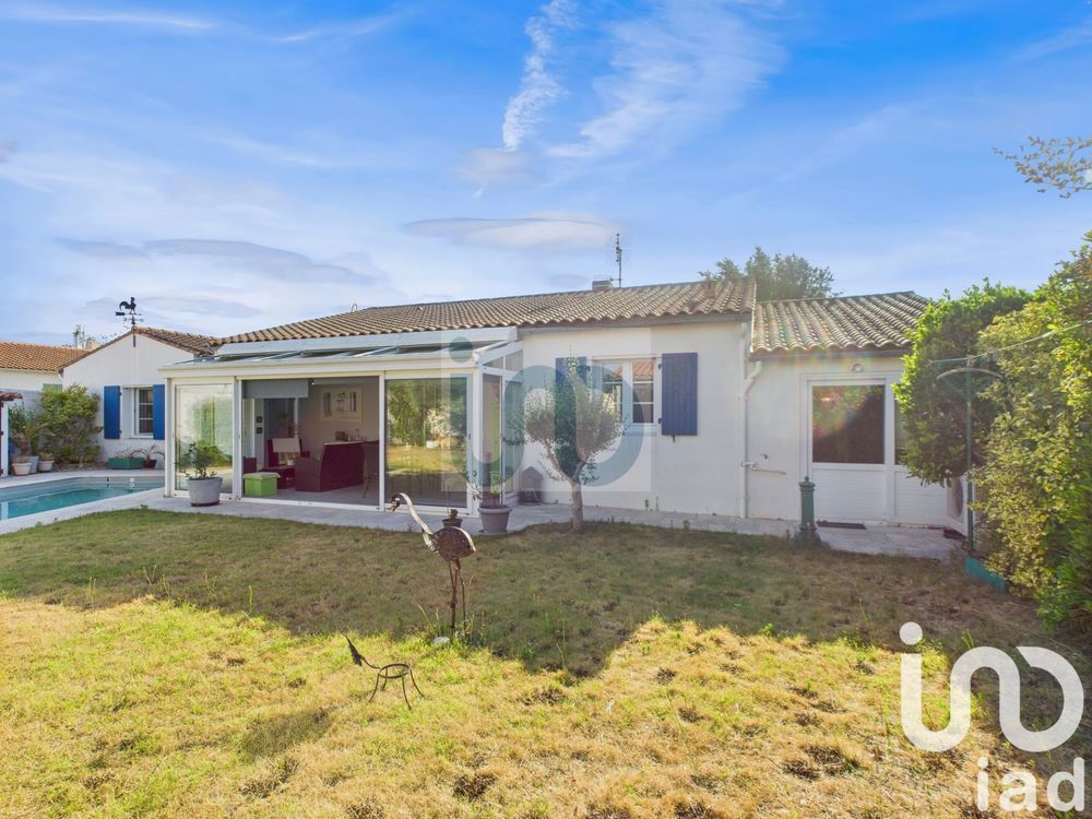 � vendre  Maison Sainte-Marie-de-R� (17740)