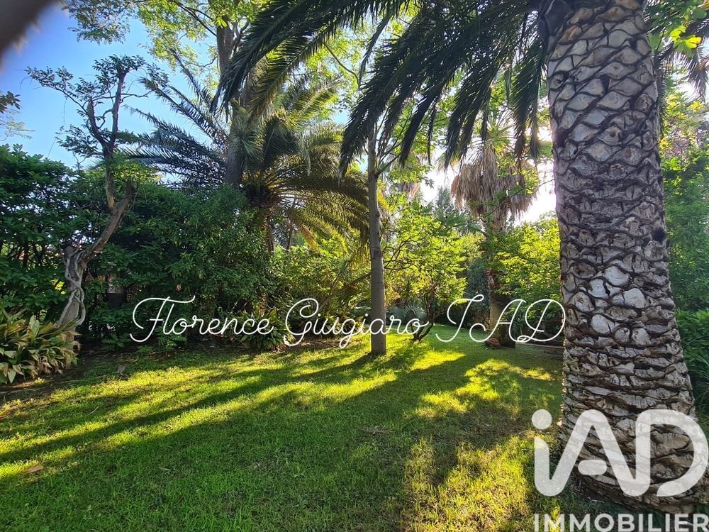 � vendre  Maison La Cadi�re-d'Azur (83740)