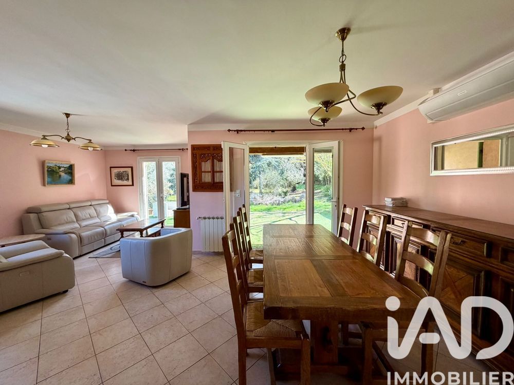 � vendre  Maison Saint-Zacharie (83640)