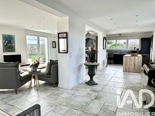  Maison � vendre 7 pi�ces 216 m�