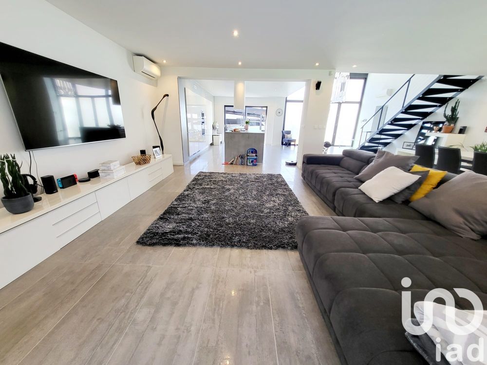 � vendre  Villa Mundolsheim (67450)