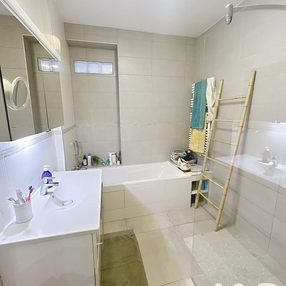 � vendre  Maison Les Lilas (93260)