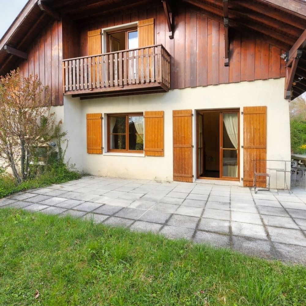 � vendre  Maison Saint-Julien-en-Genevois (74160)