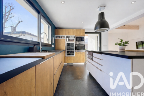   Vente Maison/villa 6 pi�ces Maison - 6 pi�ce(s) - 162 m�