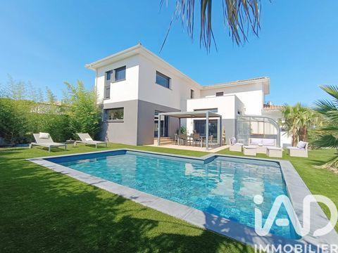   Vente Maison/villa 6 pi�ces Maison - 6 pi�ce(s) - 230 m�