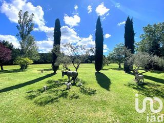  Maison � vendre 9 pi�ces 335 m�