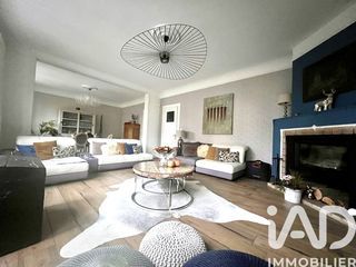  Maison � vendre 9 pi�ces 260 m�