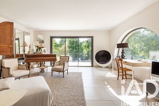  Maison � vendre 6 pi�ces 205 m�