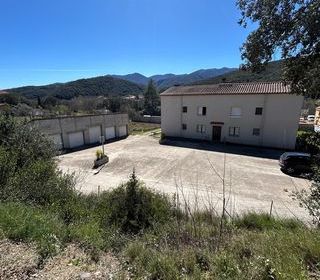  Immeuble � vendre 302 m�