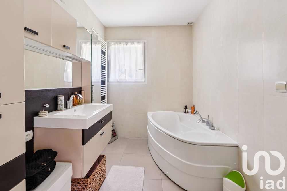 � vendre  Maison Villenave-d'Ornon (33140)