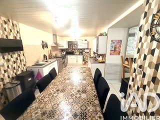  Maison � vendre 8 pi�ces 225 m�