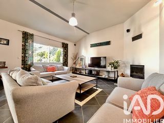  Maison � vendre 5 pi�ces 205 m�