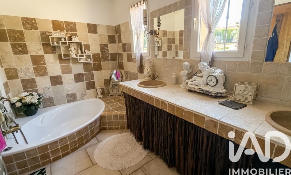 � vendre  Maison Besse-sur-Issole (83890)