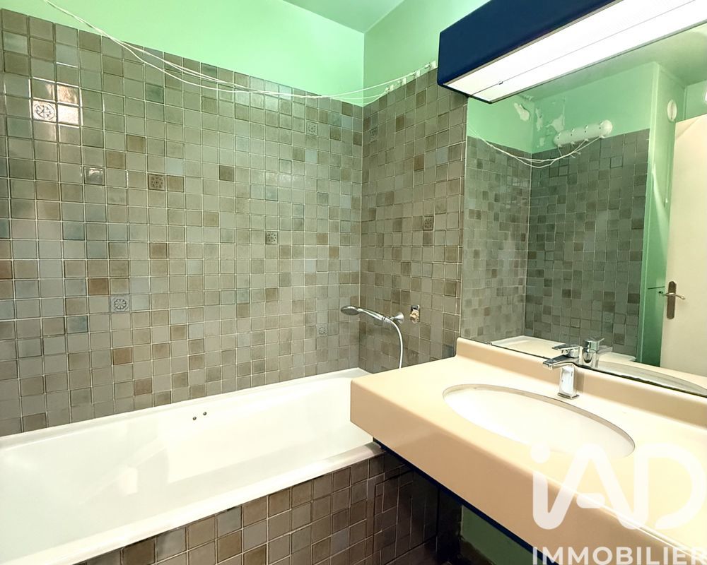 � vendre  Appartement Courbevoie (92400)