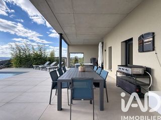  Villa � vendre 7 pi�ces 210 m�