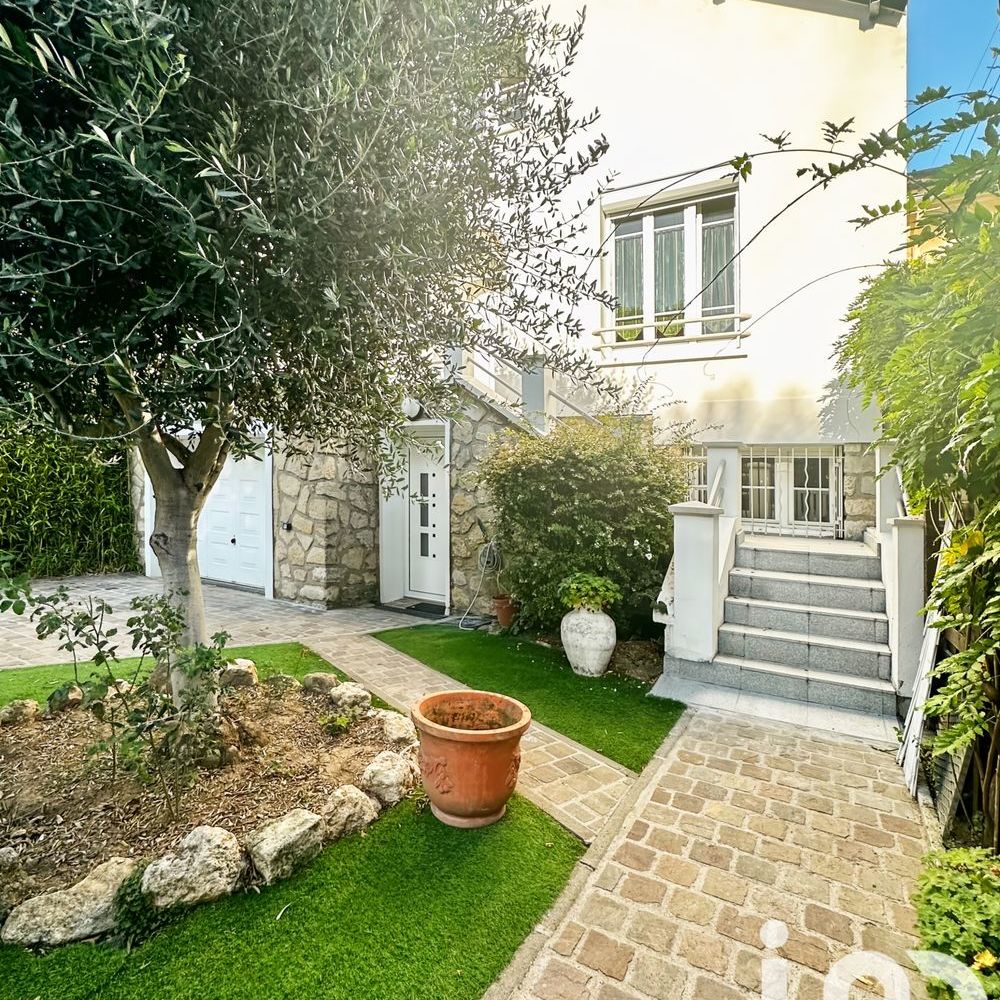 � vendre  Maison Chevilly-Larue (94550)