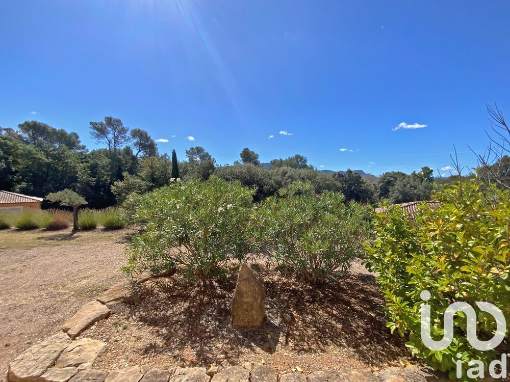 � vendre  Maison Pourri�res (83910)