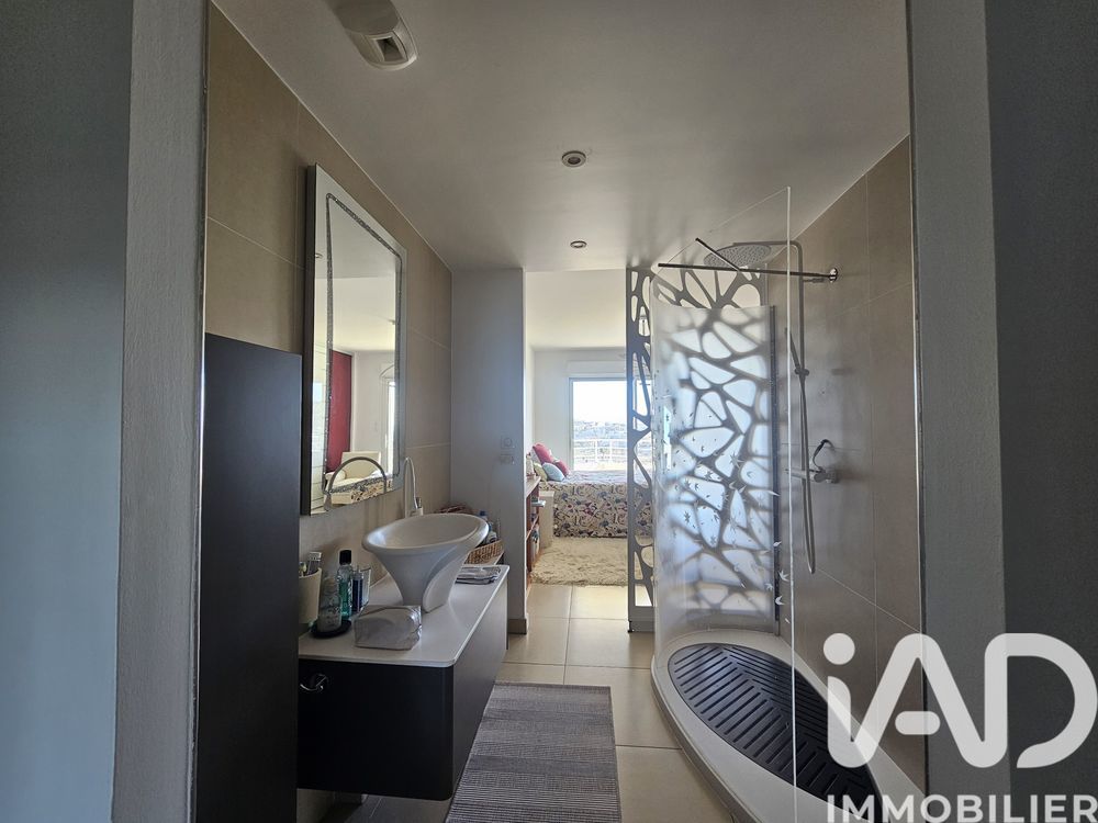 � vendre  Appartement Saint-Laurent-du-Var (06700)