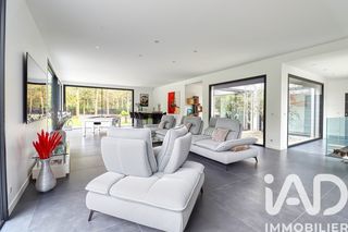  Villa � vendre 7 pi�ces 300 m�