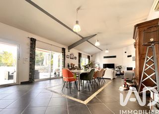  Maison � vendre 5 pi�ces 205 m�