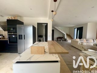  Maison � vendre 7 pi�ces 215 m�