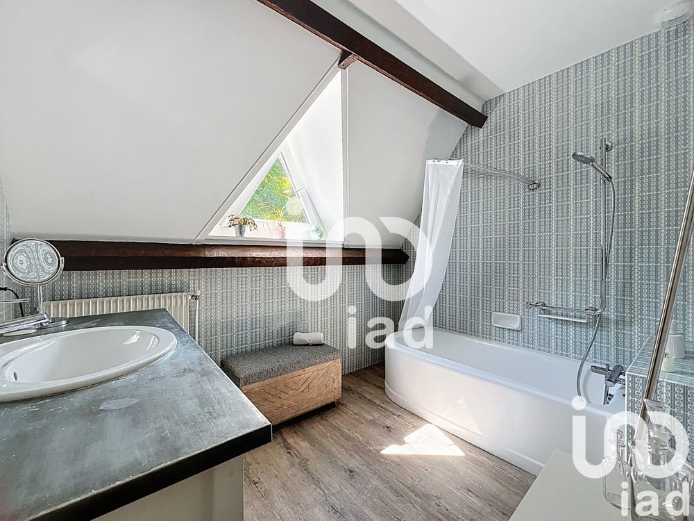 � vendre  Villa Lons-le-Saunier (39000)