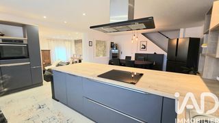  Maison � vendre 4 pi�ces 190 m�