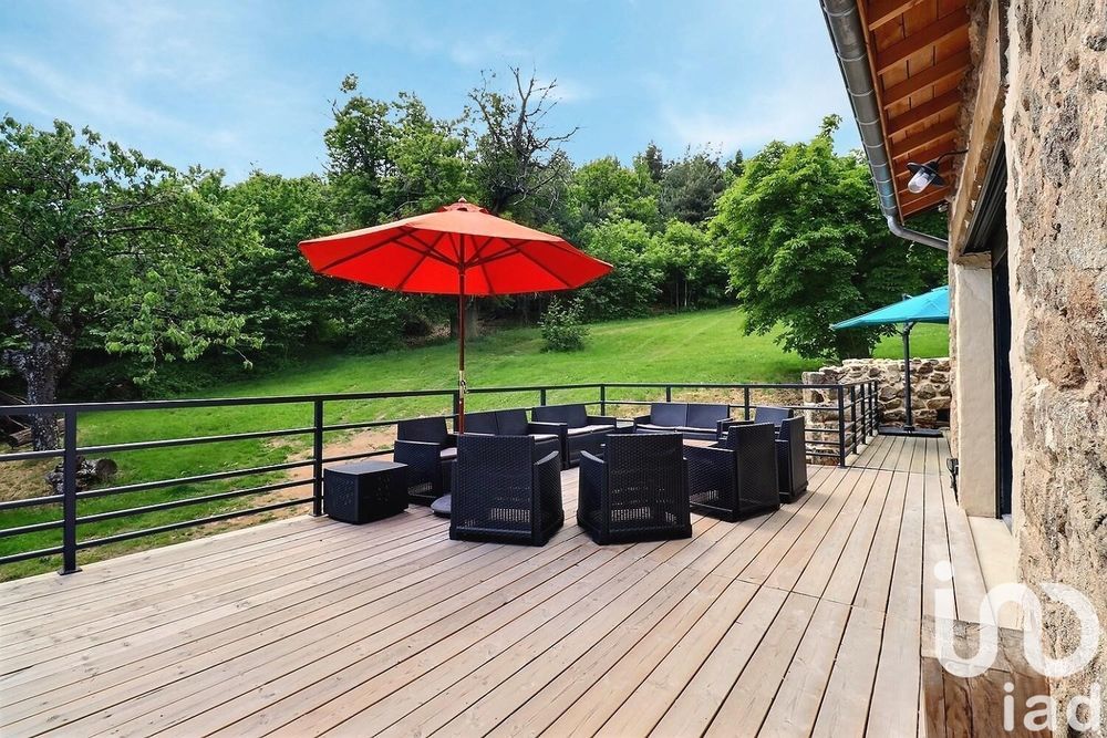 � vendre  Maison Saint-Victor (07410)