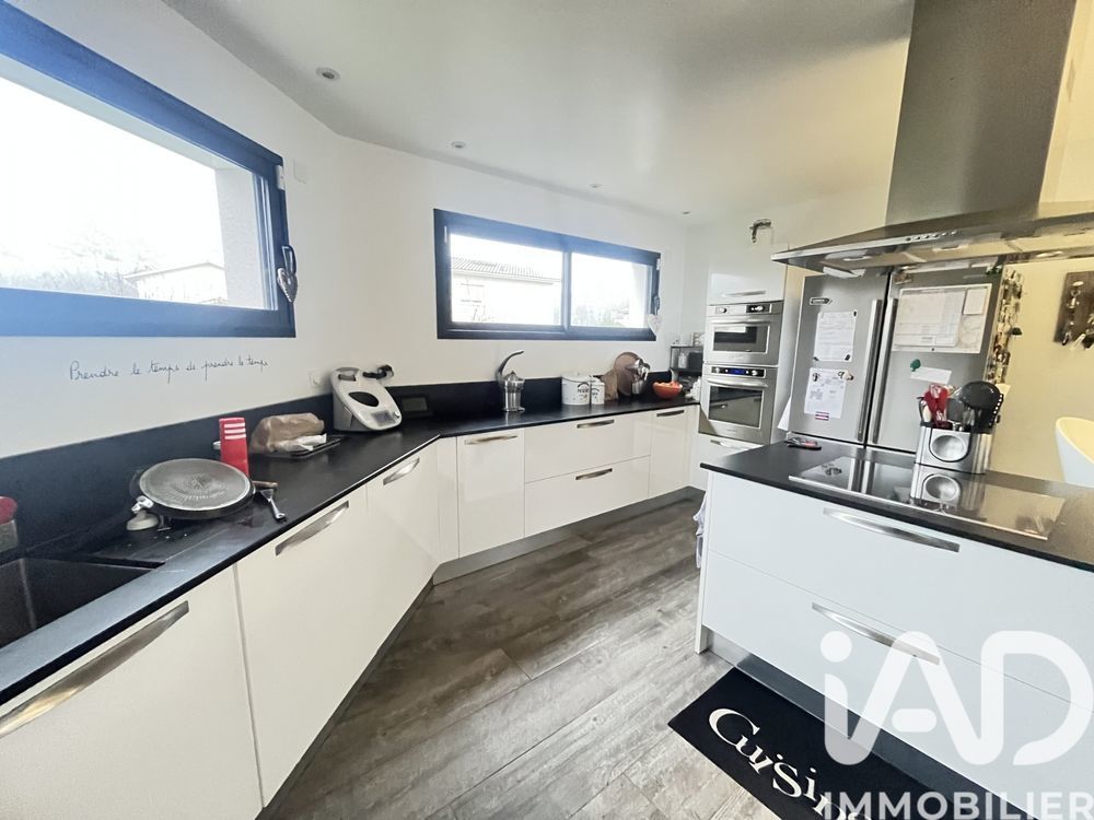 � vendre  Maison Saint-Jean-d'Illac (33127)