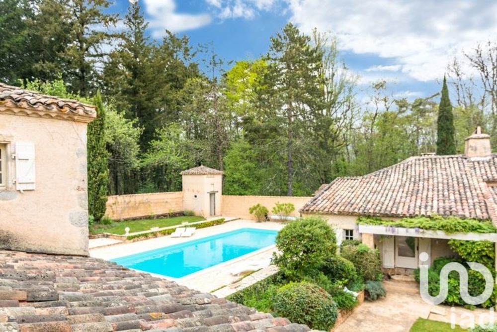 � vendre  Maison Mazeyrolles (24550)