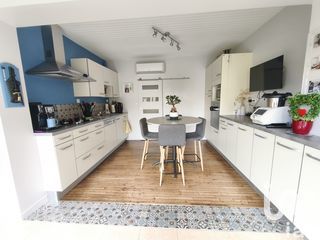  Maison � vendre 9 pi�ces 175 m�