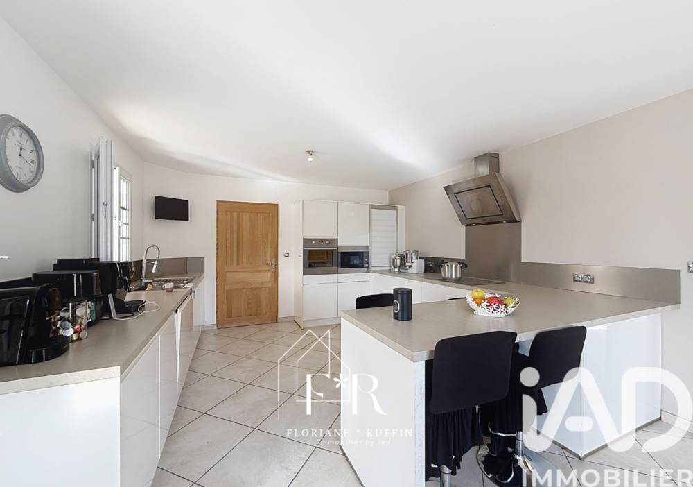 � vendre  Villa Pernes-les-Fontaines (84210)