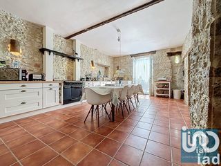  Maison � vendre 8 pi�ces 240 m�