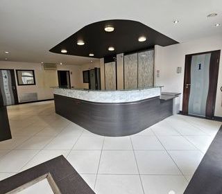  Immeuble � vendre 244 m�