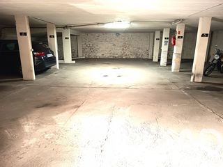  Parking / Garage � vendre 12 m�