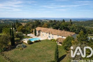  Maison � vendre 15 + pi�ces 660 m�