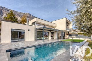  Villa � vendre 6 pi�ces 280 m�