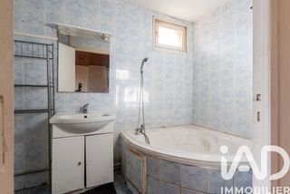  Immeuble � vendre 225 m�