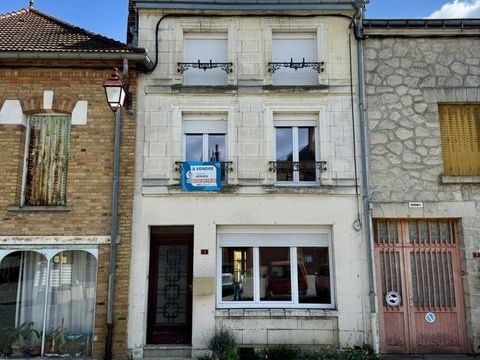   Vente Maison de village 5 pi�ces Maison - 5 pi�ce(s) - 137 m�