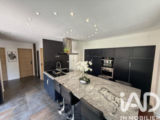  Maison � vendre 8 pi�ces 287 m�