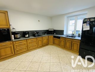  Maison � vendre 6 pi�ces 211 m�