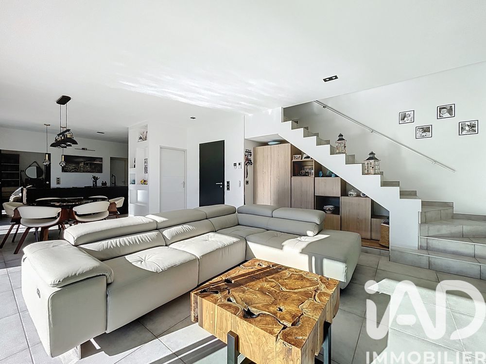 � vendre  Maison Bagnols-en-For�t (83600)